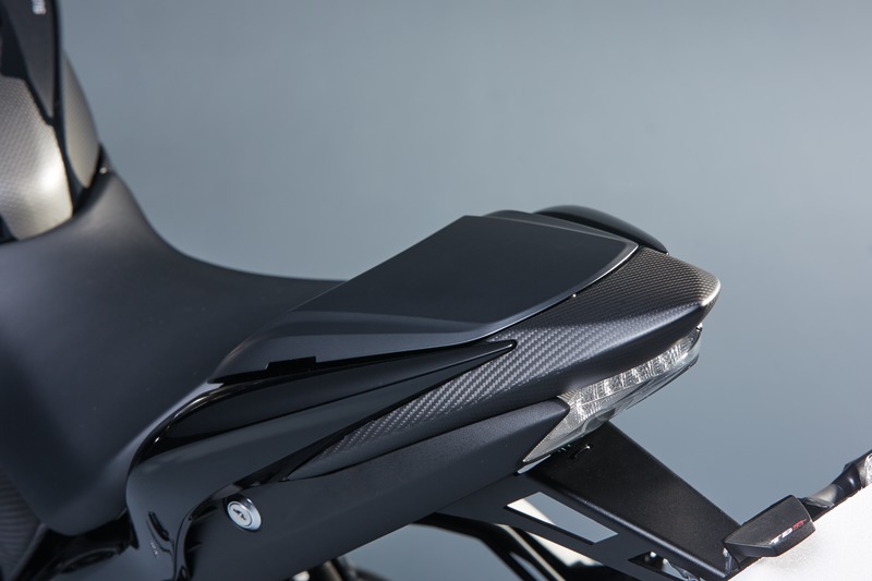 CARBON TAIL END