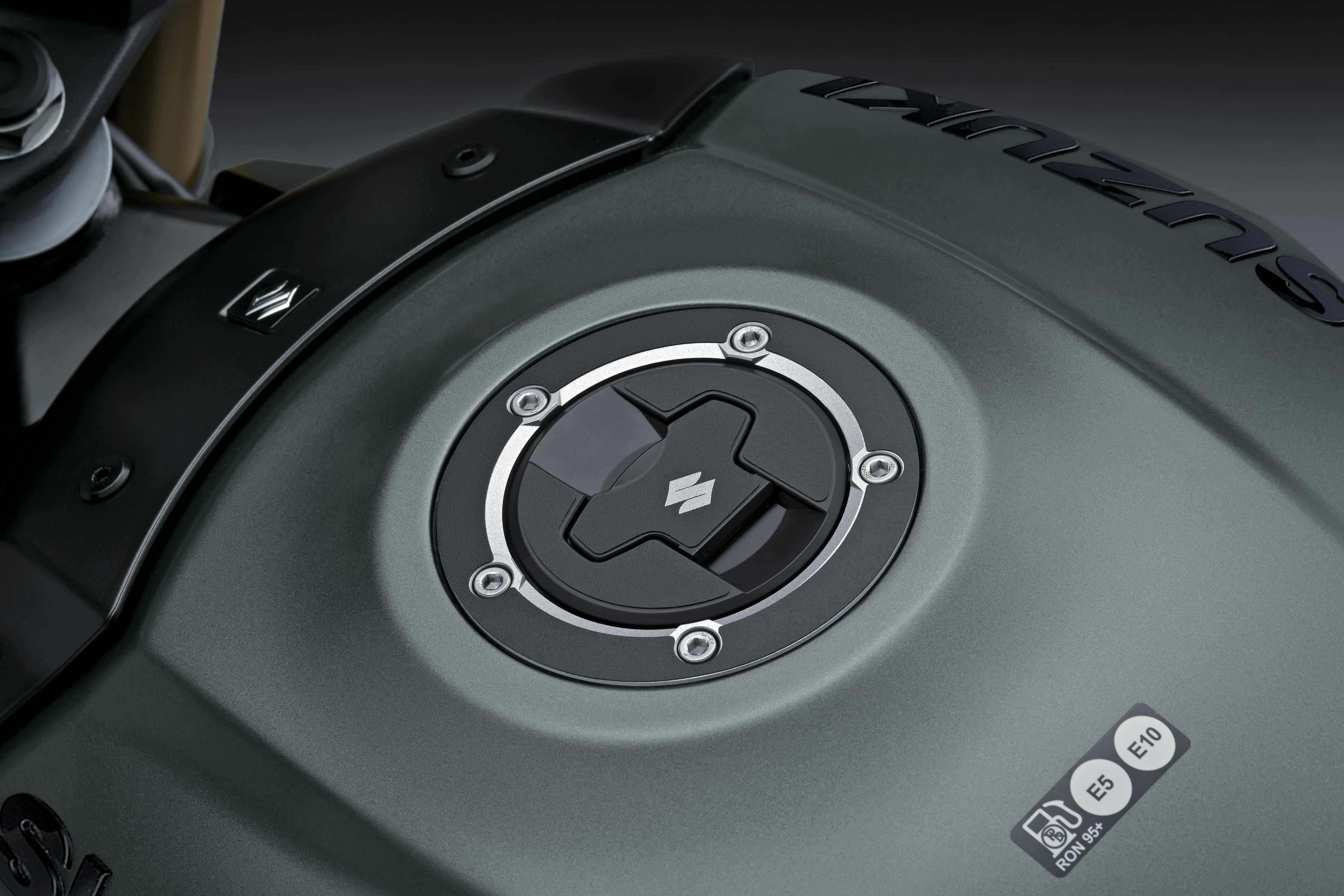 FUEL CAP PROTECTION BLACK