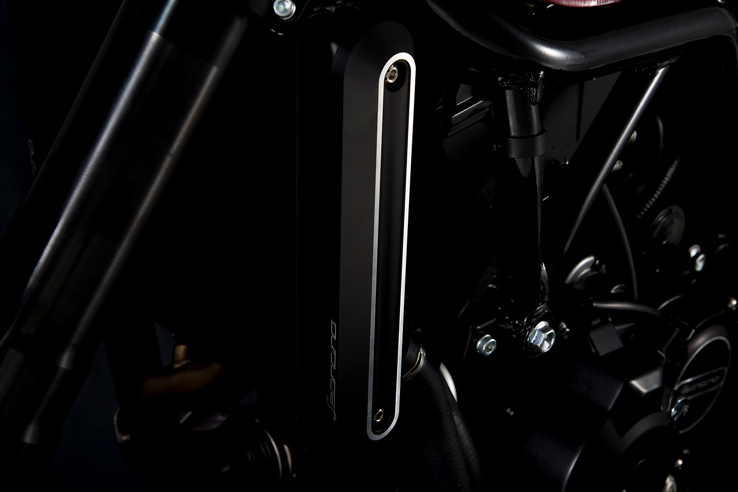 RADIATOR COVER SET